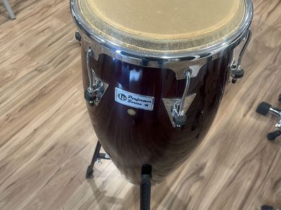 LP Conga Performer Series with stand