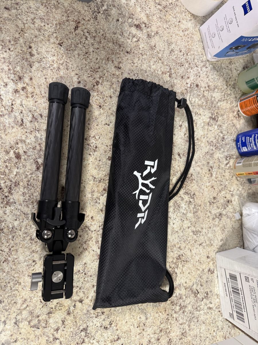Ryder 6 carbon bipod