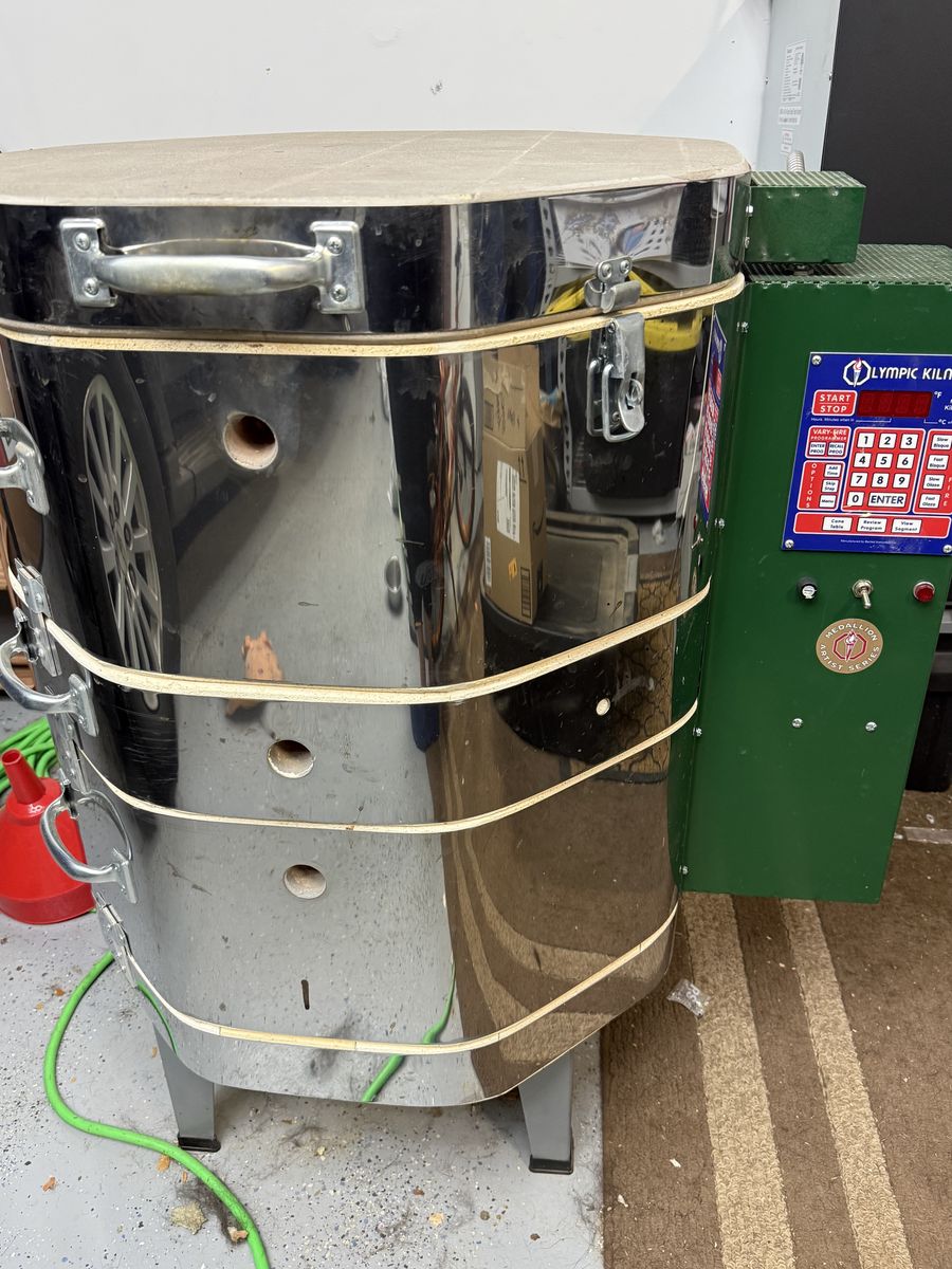 Paragon Kiln W/glass Fusing Element On Lid