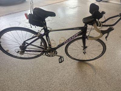 Giant Avail Advanced Small Road Bike - Fully Set Up
