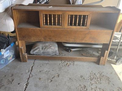 Queen size head board