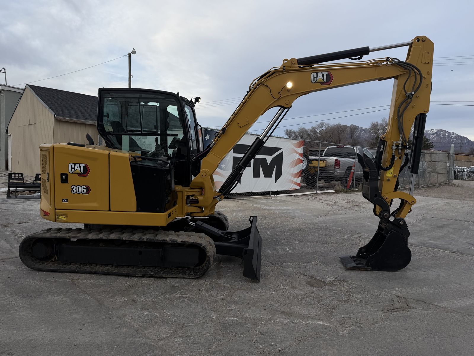 2022 Cat 306CR Mini Excavator Tractor -Cab w/AC- Hydraulic Thumb -$77,900