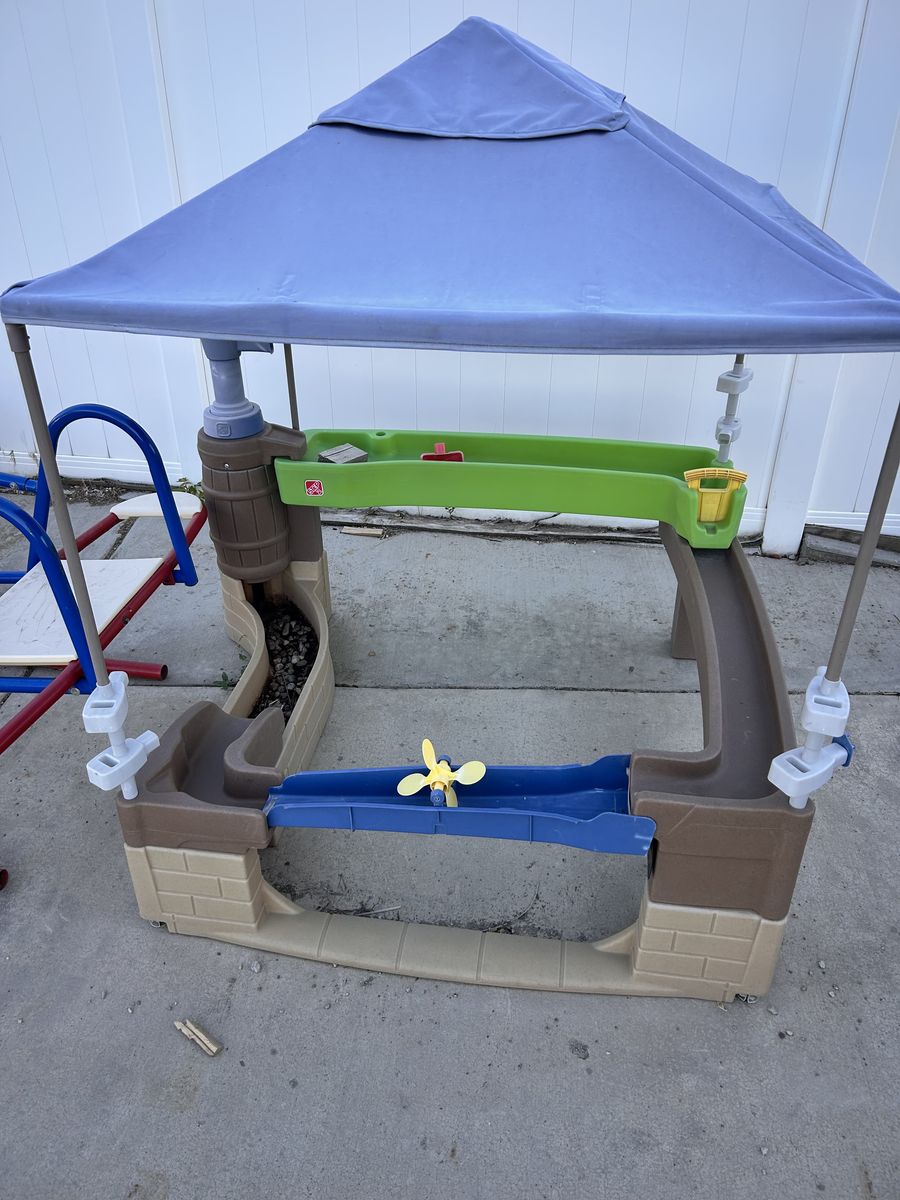Free Children’s Yard Toys