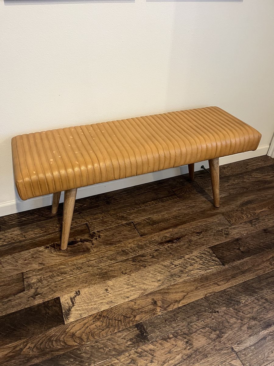 Wood & Leather Bench