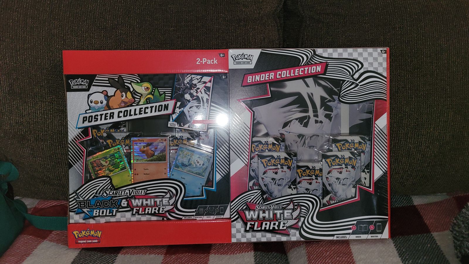 Pokemon cards Scarlett & violet Black Bold and white Flare