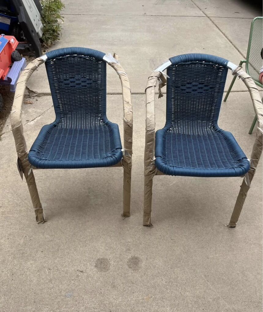 Safavieh Wrangell Modern Blue Patio Chairs 2-Pack