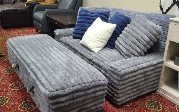 🩶 Oversized Corduroy Chair and Storage Ottoman