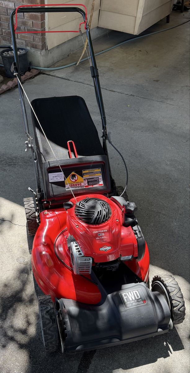 Craftsman lawnmower great condition