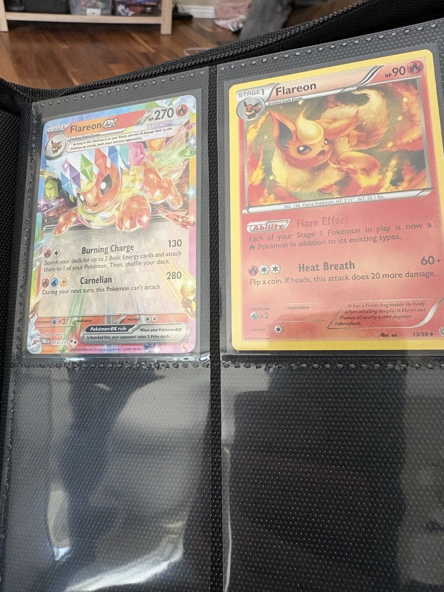 39 Evee and evolution Pokemon Cards