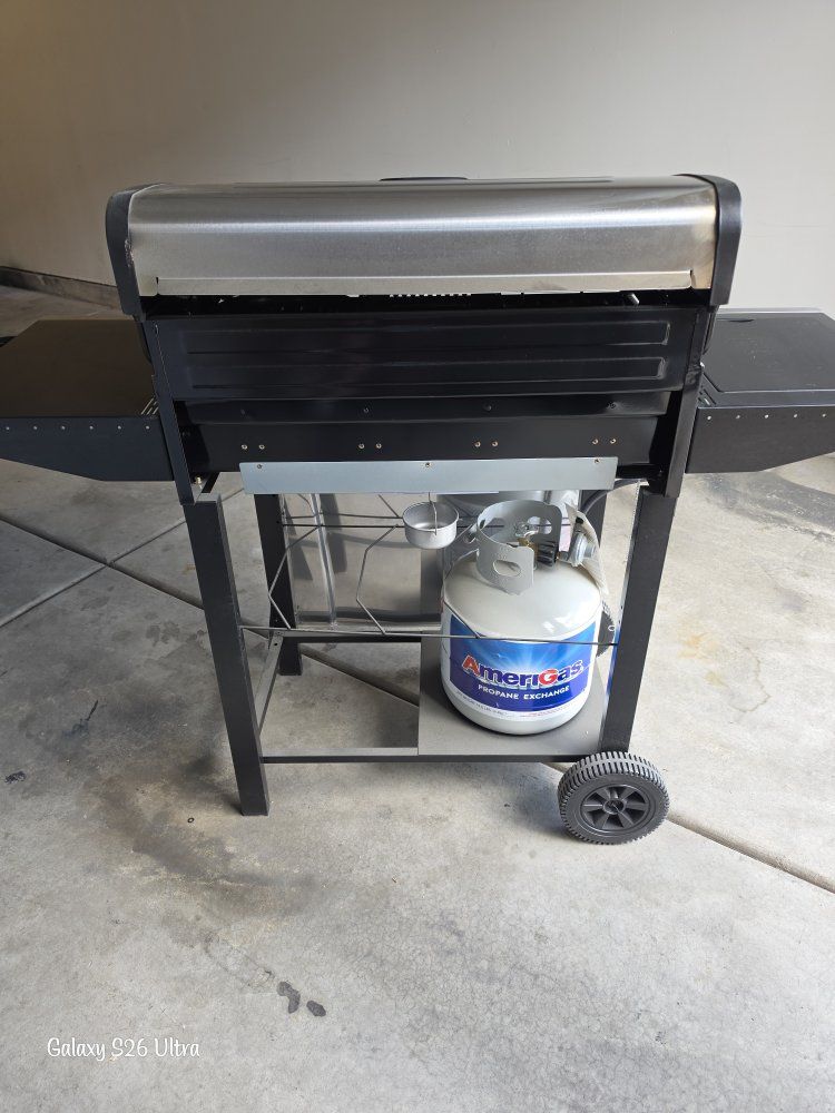Thermos Stainless Steel 3-Burner Gas Grill with Side Burner and Grilling Accessories
