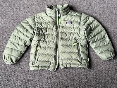 Patagonia Boy's XS (5-6) Green Puffer Jacket - Down-Filled, Warm & Durable Outerwear