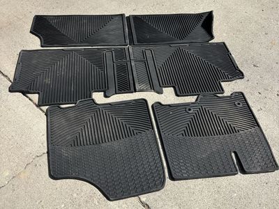 Full set weather tech floor mats 2015 Toyota sienna