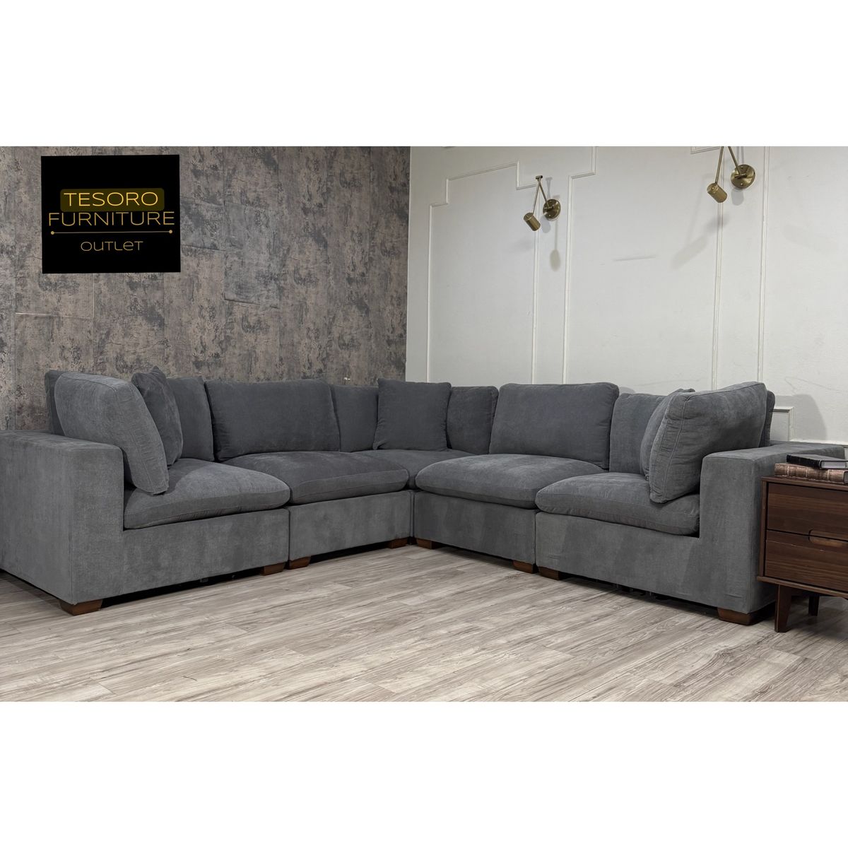 LOWELL MODULAR SECTIONAL WE OFFER DELIVERY