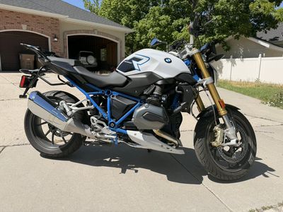 2018 BMW R1200R only 200 miles