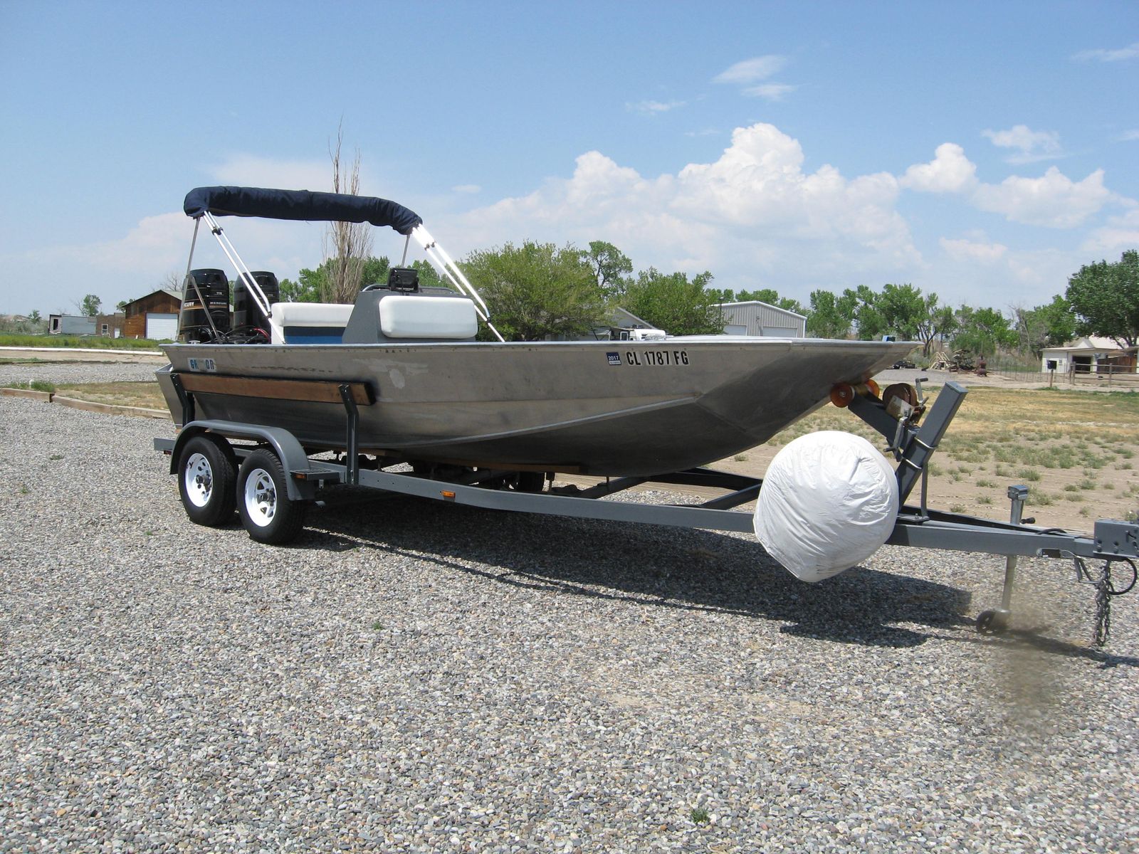 20' Gregor Riverboat