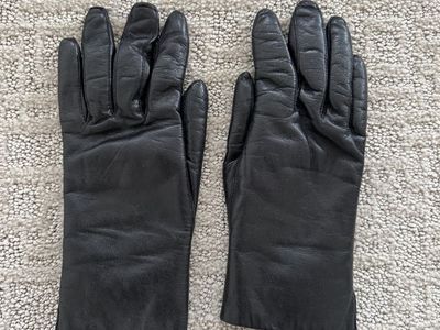 Black Leather Fur Lining Gloves Women size 6 1/2
