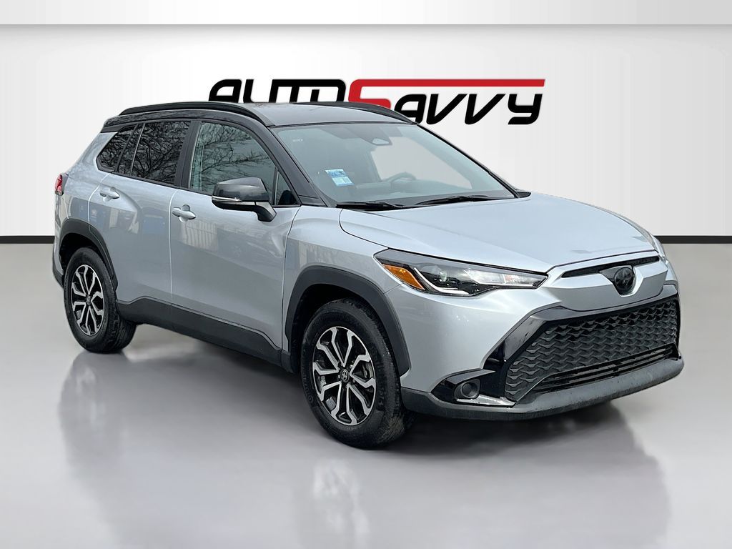 2025 Toyota Corolla Cross Hybrid SE