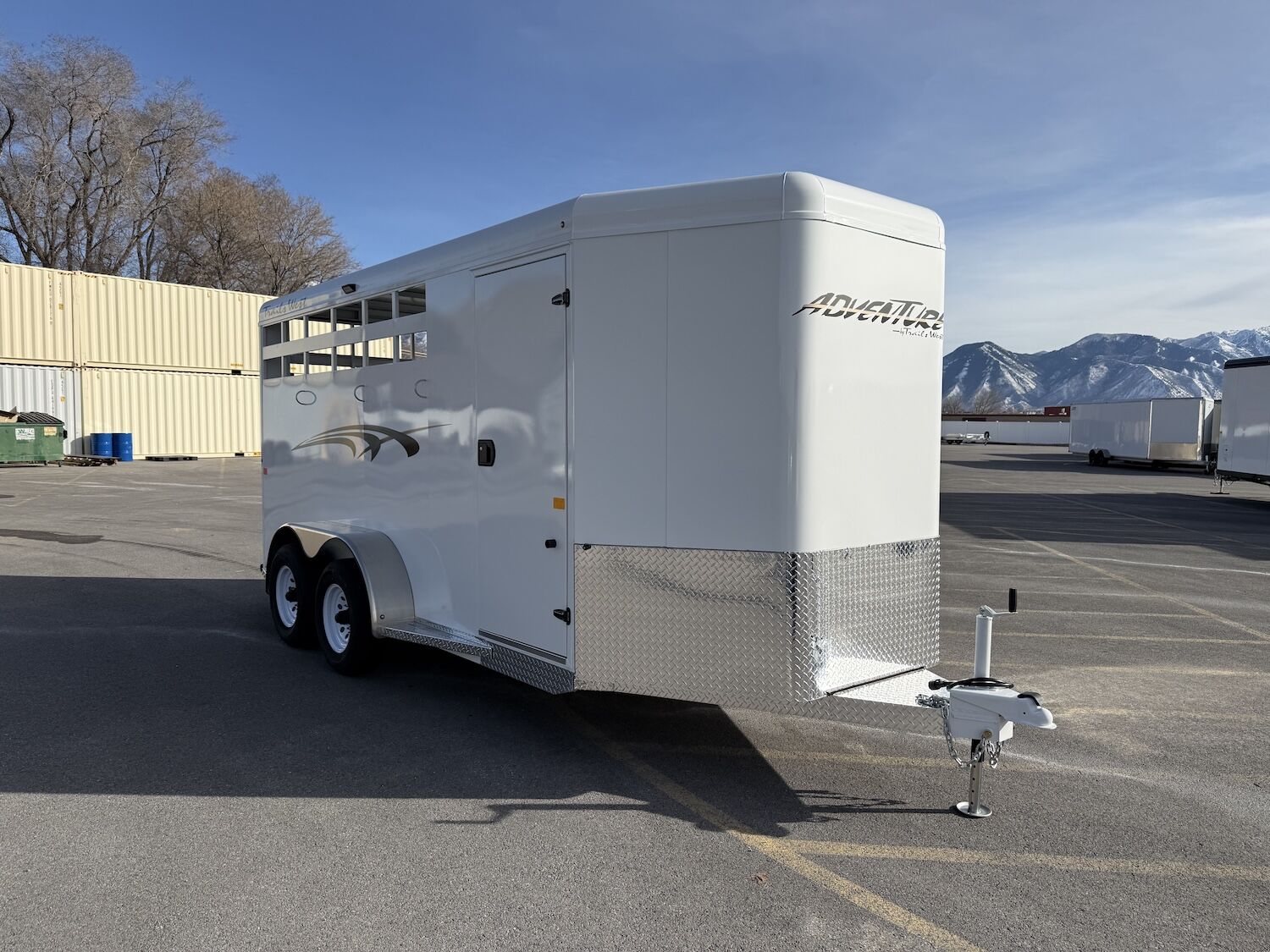 2026 Trails West Adventure II 3-Horse