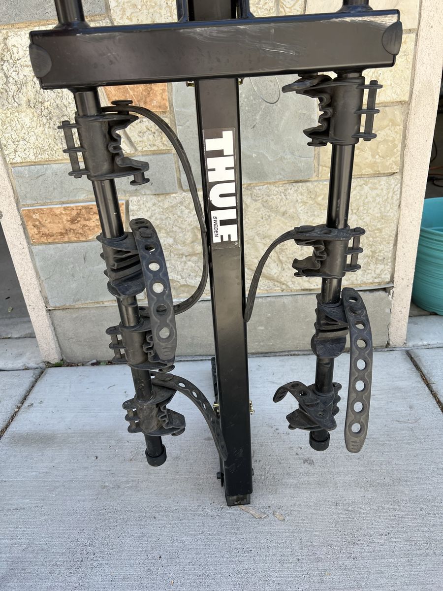 Thule 934XTR Sweden Hitch Mount 4-Bike Rack - Used, Durable Black Steel, Carries 4 Bikes