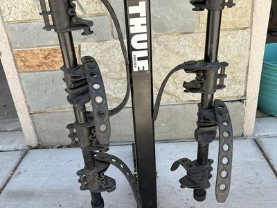 Thule 934XTR Sweden Hitch Mount 4-Bike Rack - Used, Durable Black Steel, Carries 4 Bikes