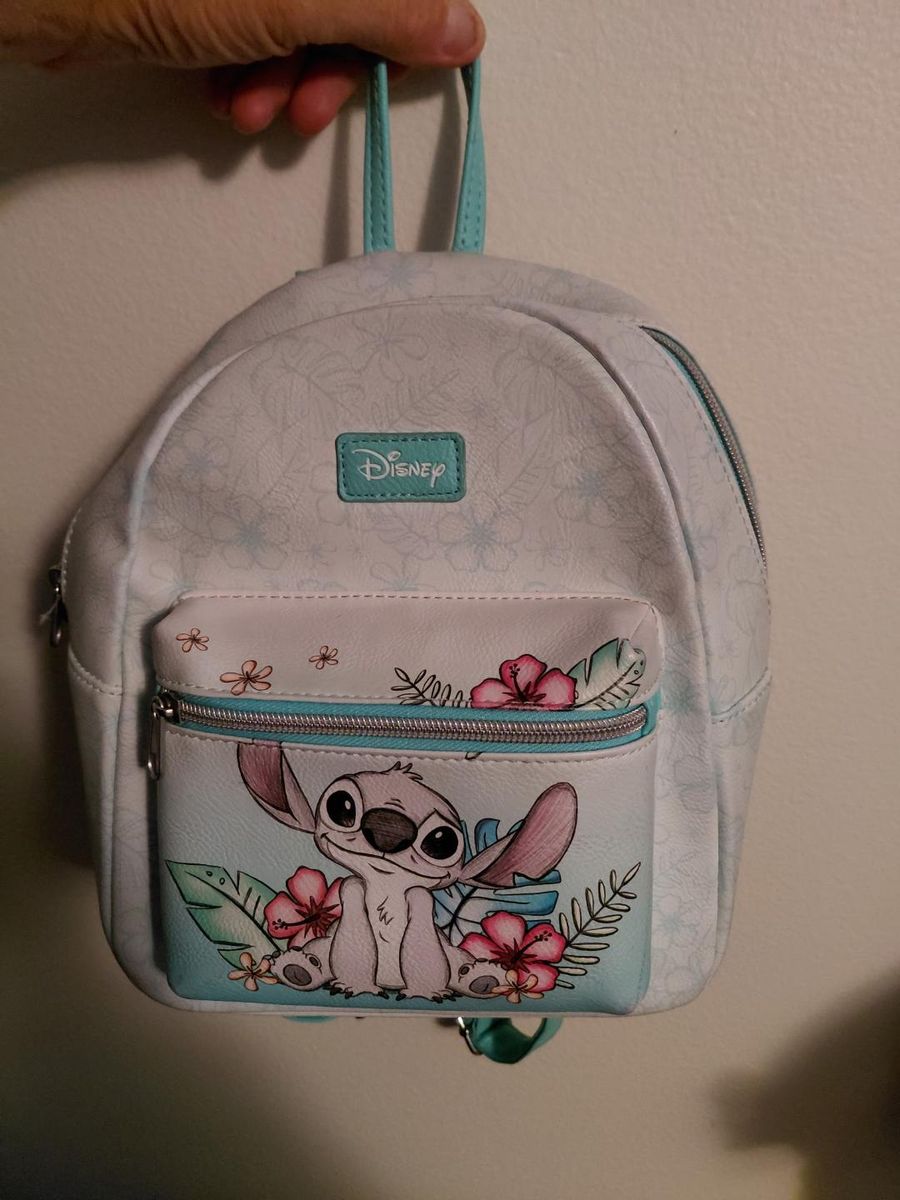 Disney backpack $25 CASH ONLY text 385-414-9627 
