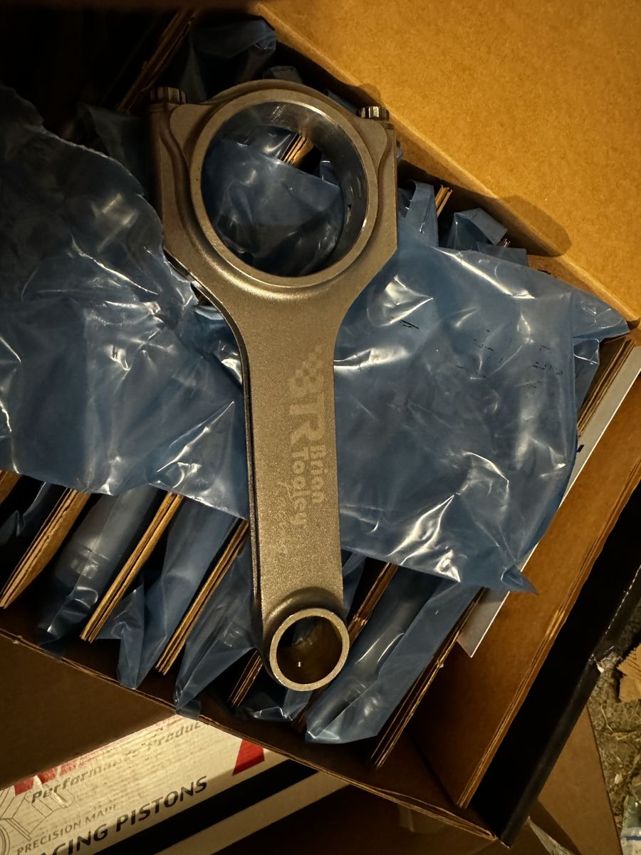 Main image 16