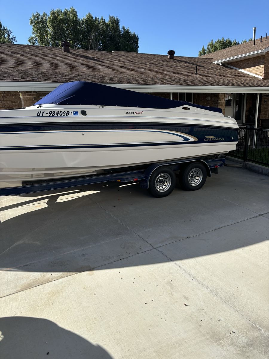 Chaparral 2330 Ss