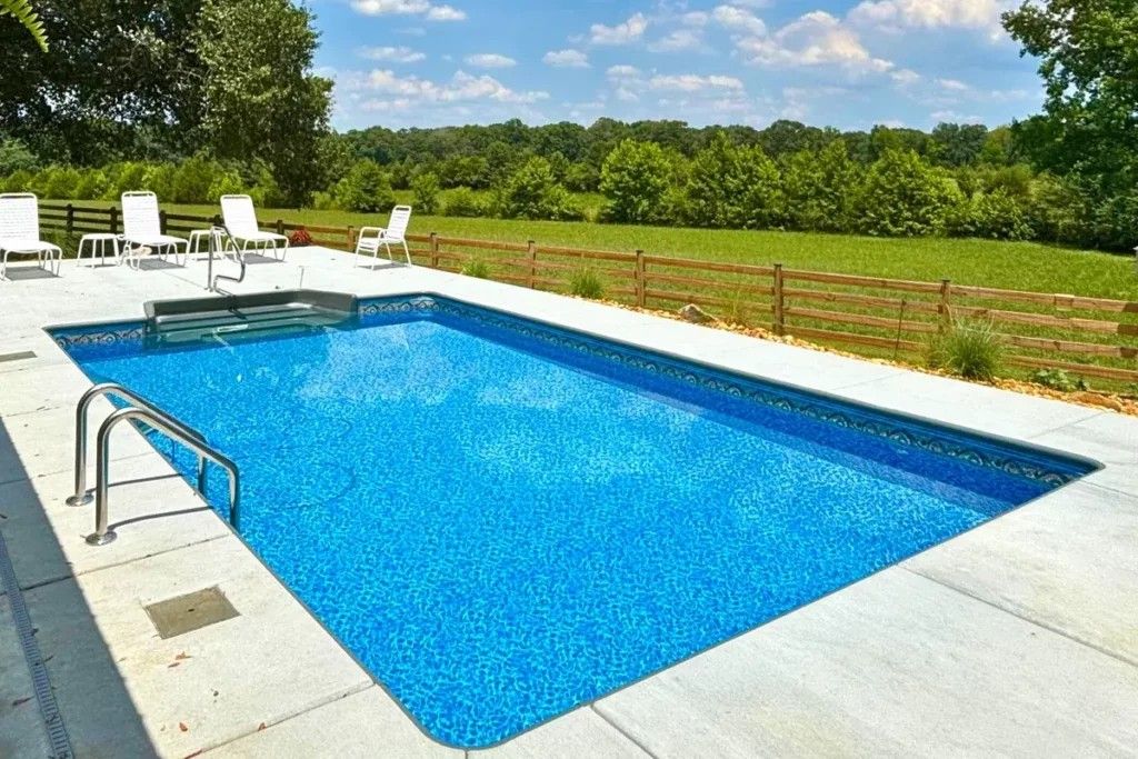 16 x 32 Swimming Pool
