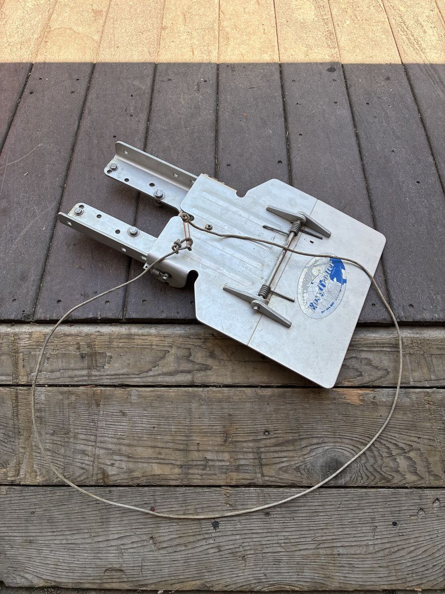 Easy troller fishing baffle