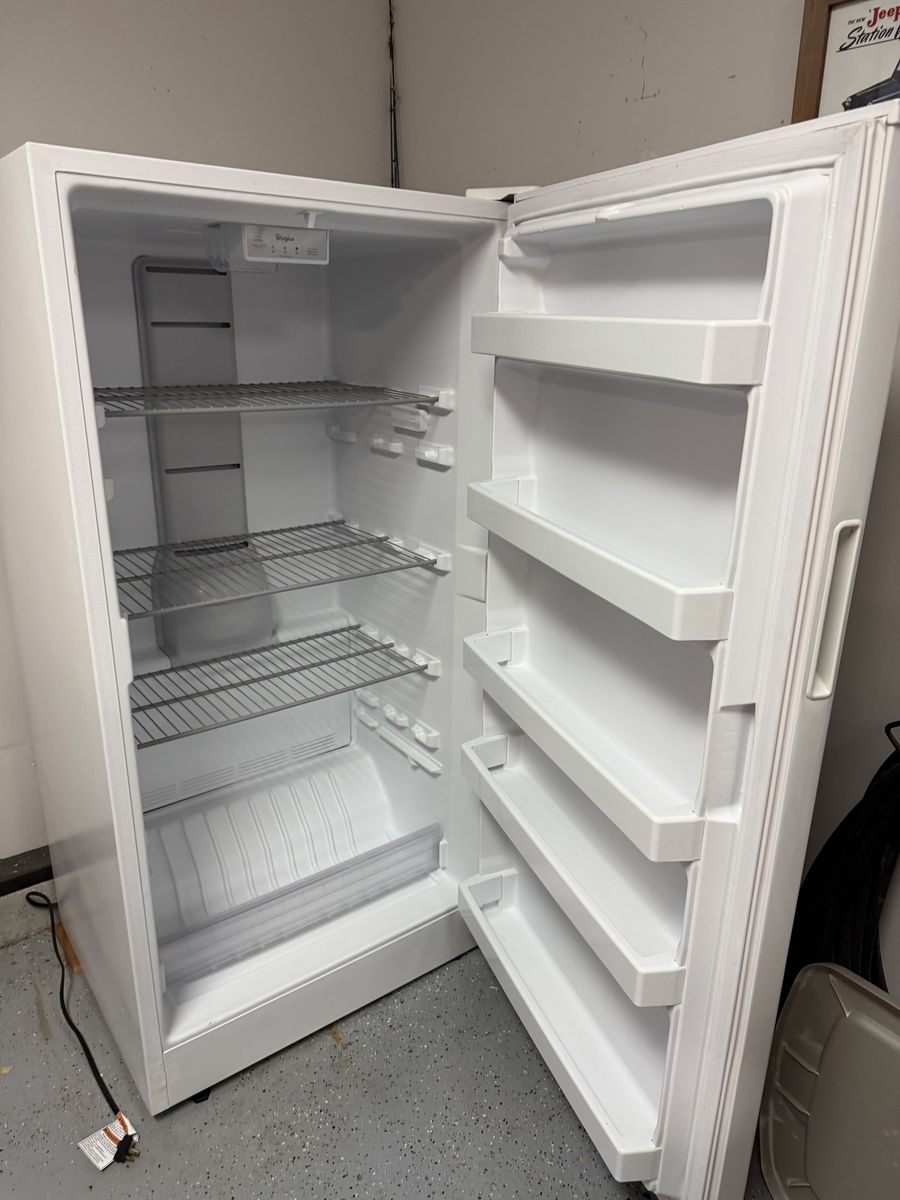 Whirlpool Upright Frost Free Freezer