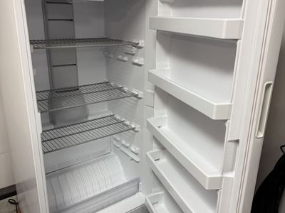 Whirlpool Upright Frost Free Freezer