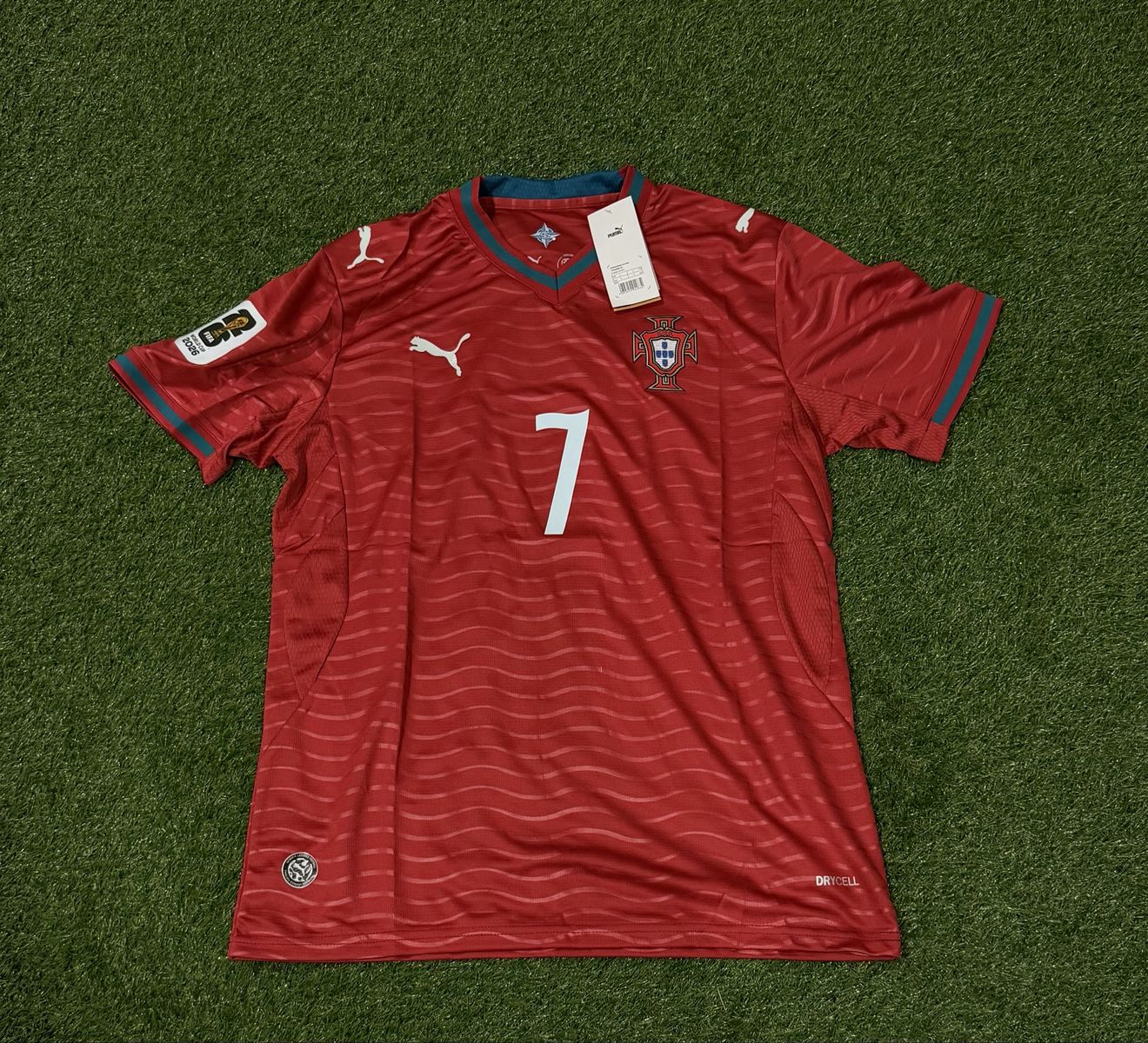 Puma Portugal Home Cristiano Ronaldo #7 Red Soccer Jersey Men's Size Large