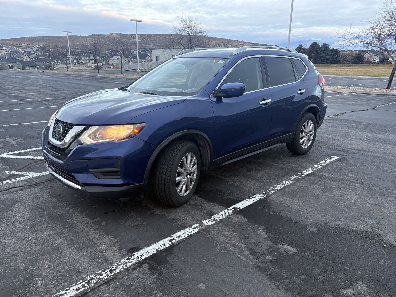 2018 NISSAN ROGUE SV