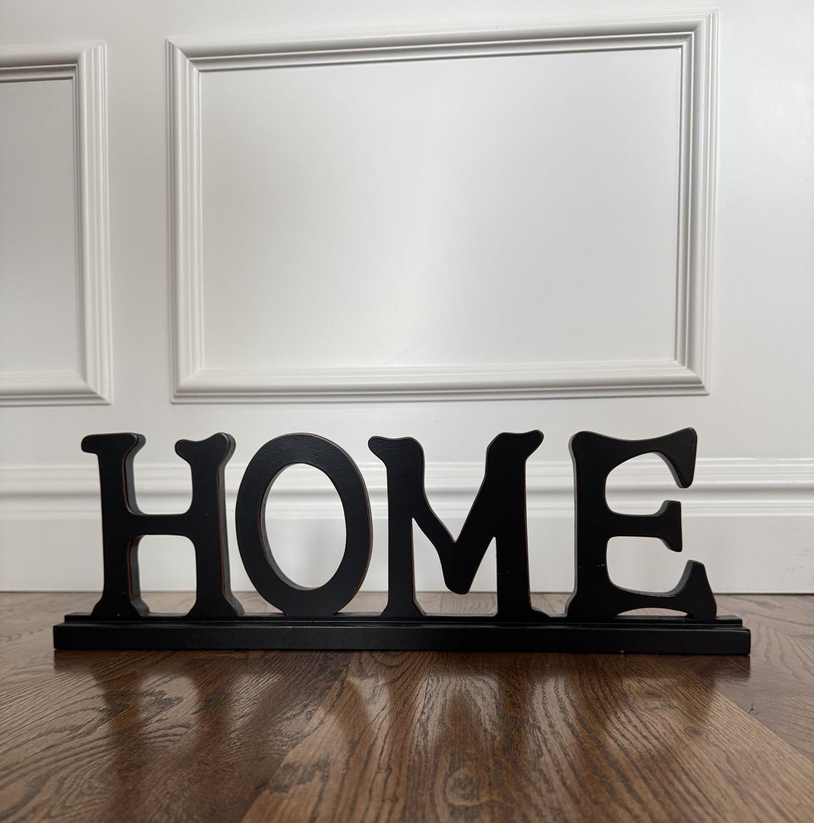 HOME Wood Sign Freestanding Decor