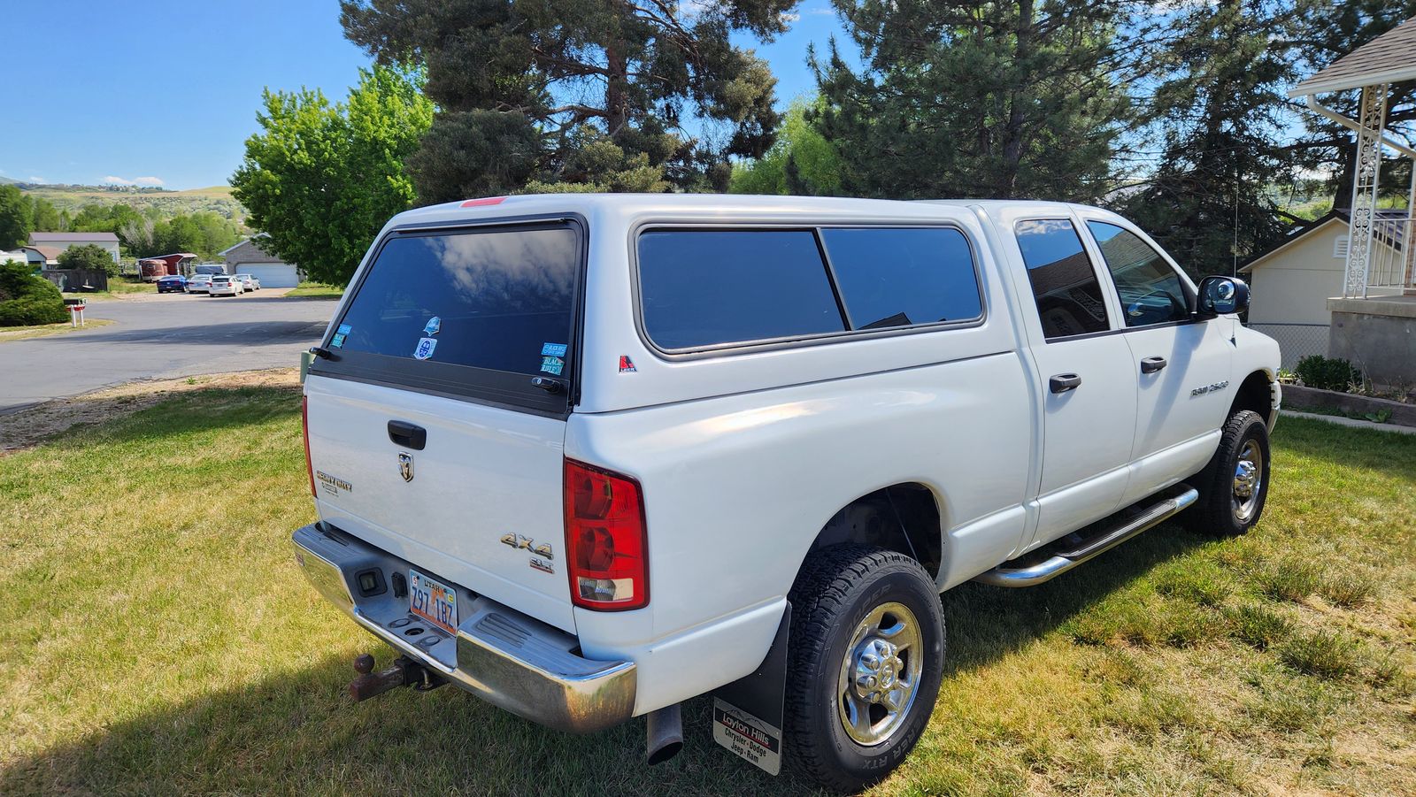 Leer Truck Shell
