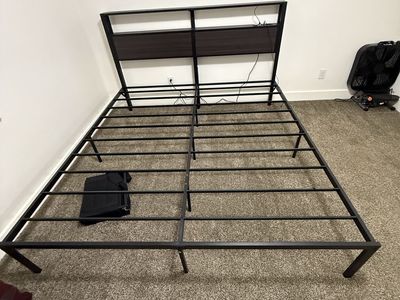 King Bed Frame w/ LEDs