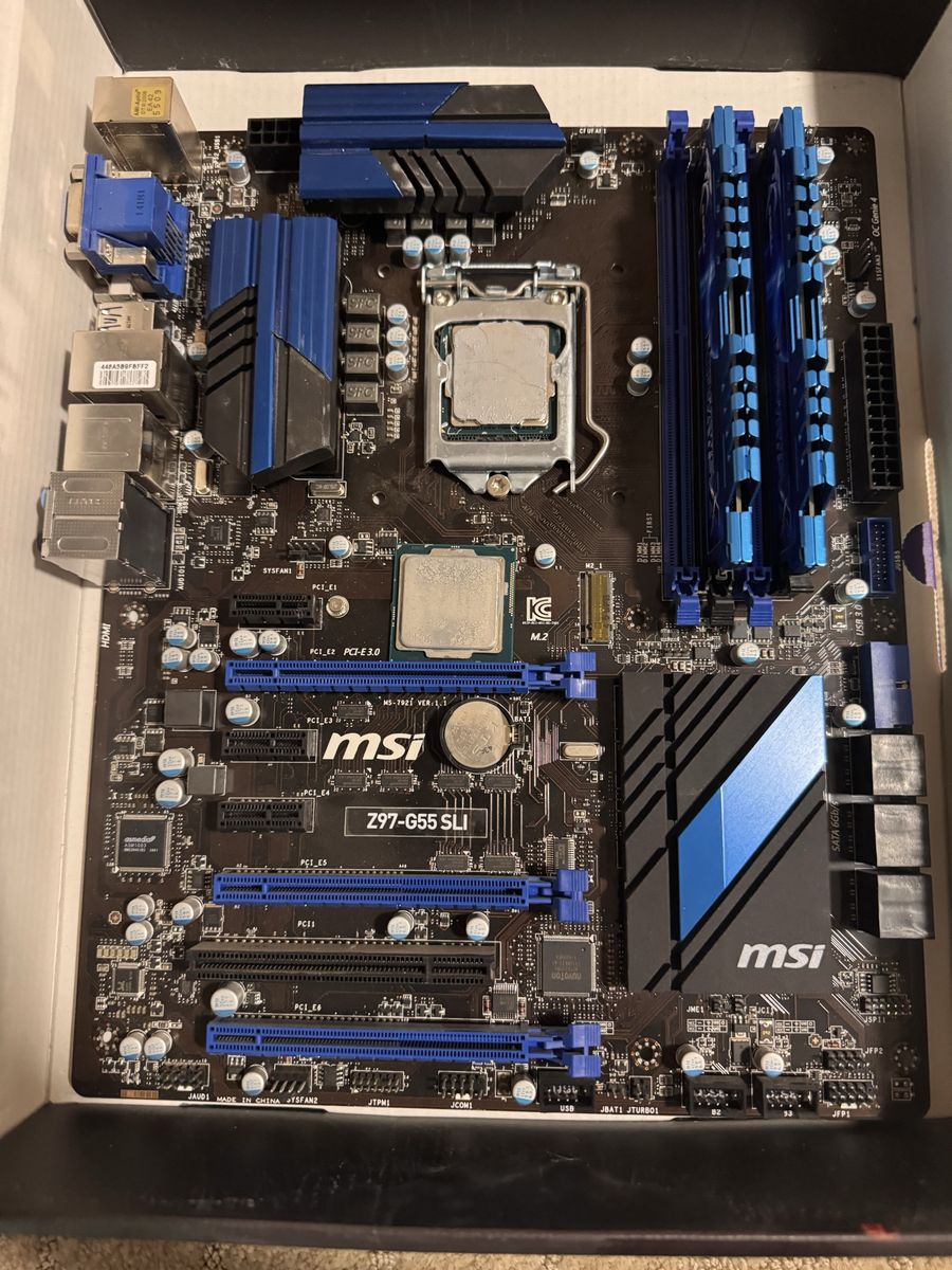 Motherboard and 2x CPUs and 16gb ram ddr3 2133