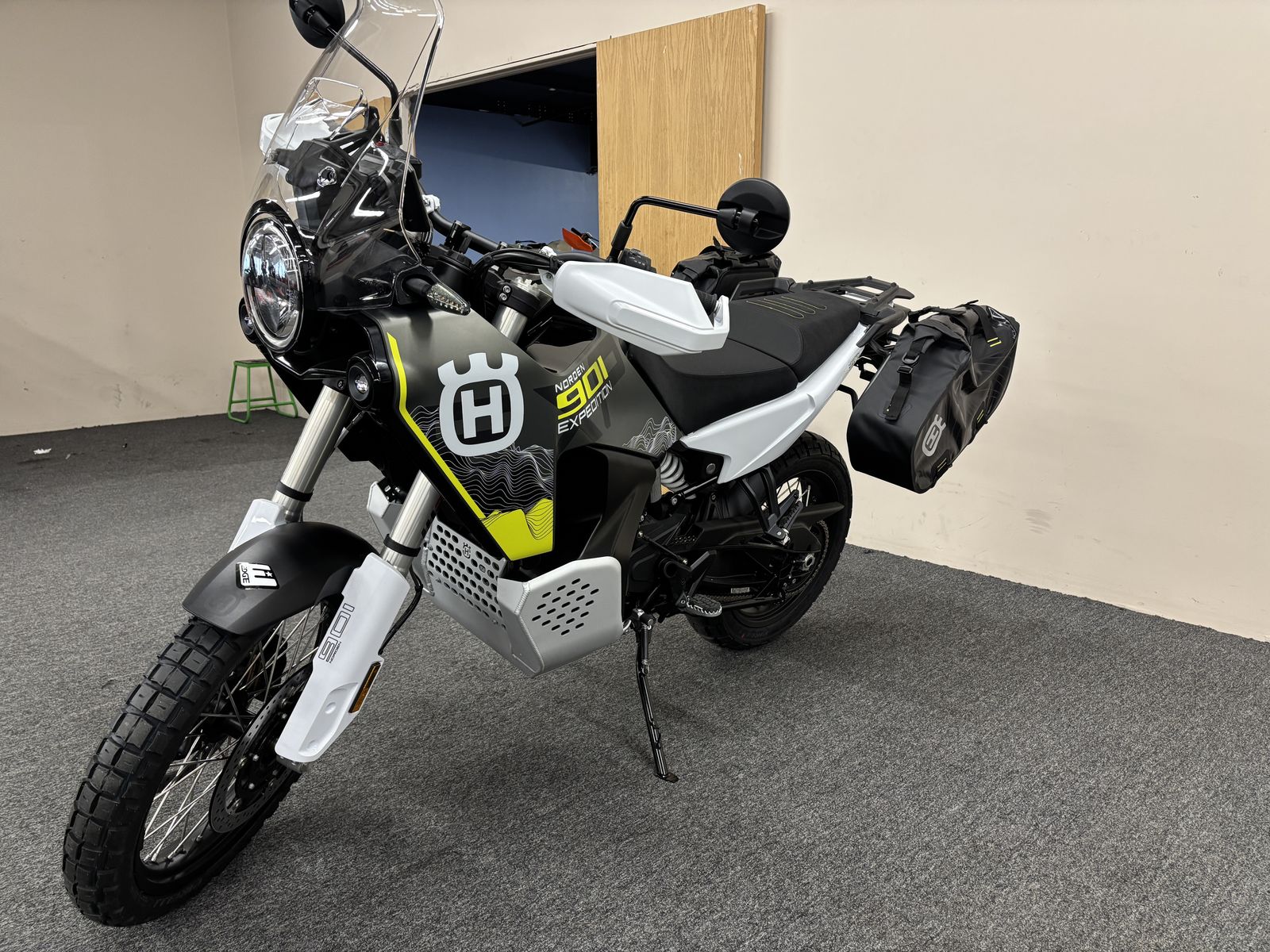 2027 Husqvarna Motorcycles NORDEN 901 EXPEDITION