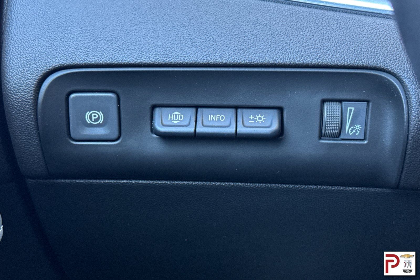 Main image 34
