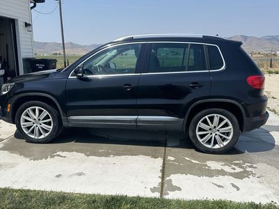 2013 VOLKSWAGEN TIGUAN 2.0T SE