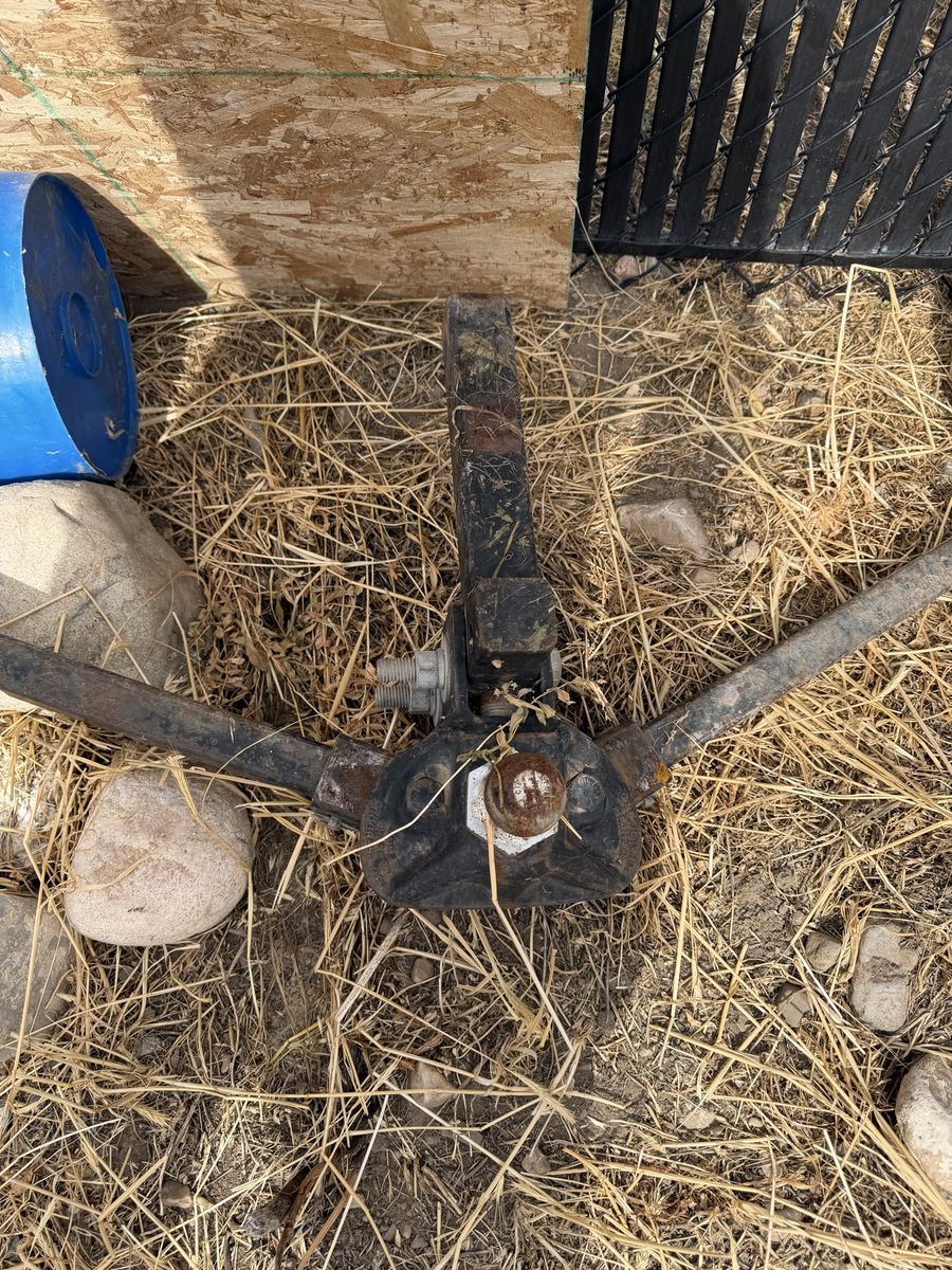 Equalizer hitch