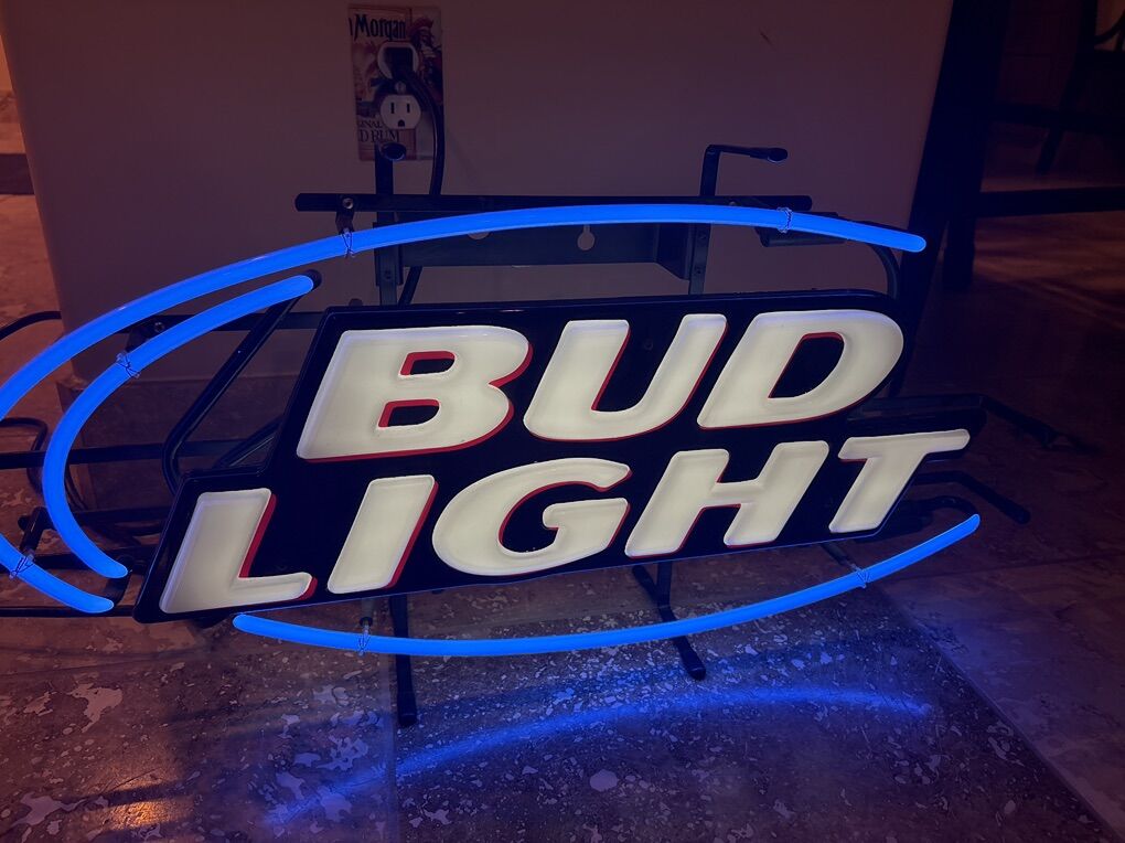 Bud Light Neon Sign