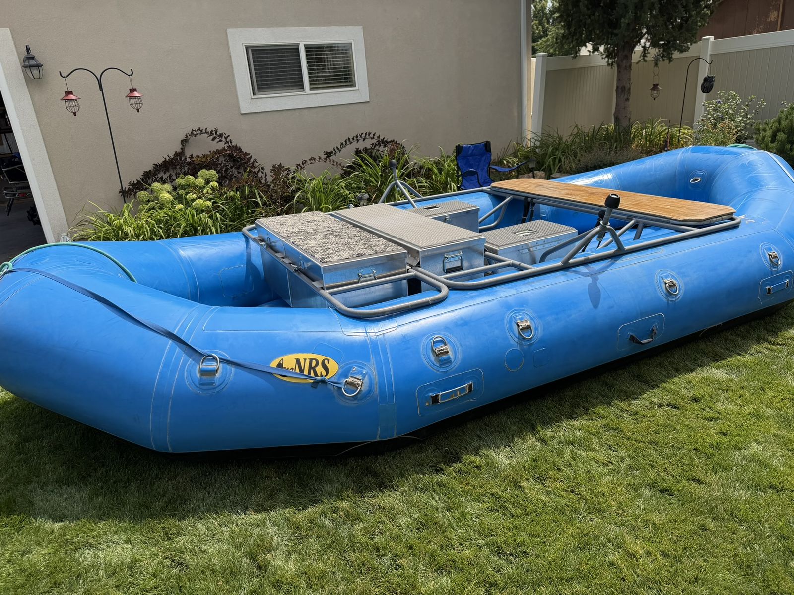 18' Self Bailing NRS Raft