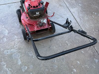 Yard Lawn Leaf Vacuum Mulcher Troy bilt Briggs’s and Stratton READ!
