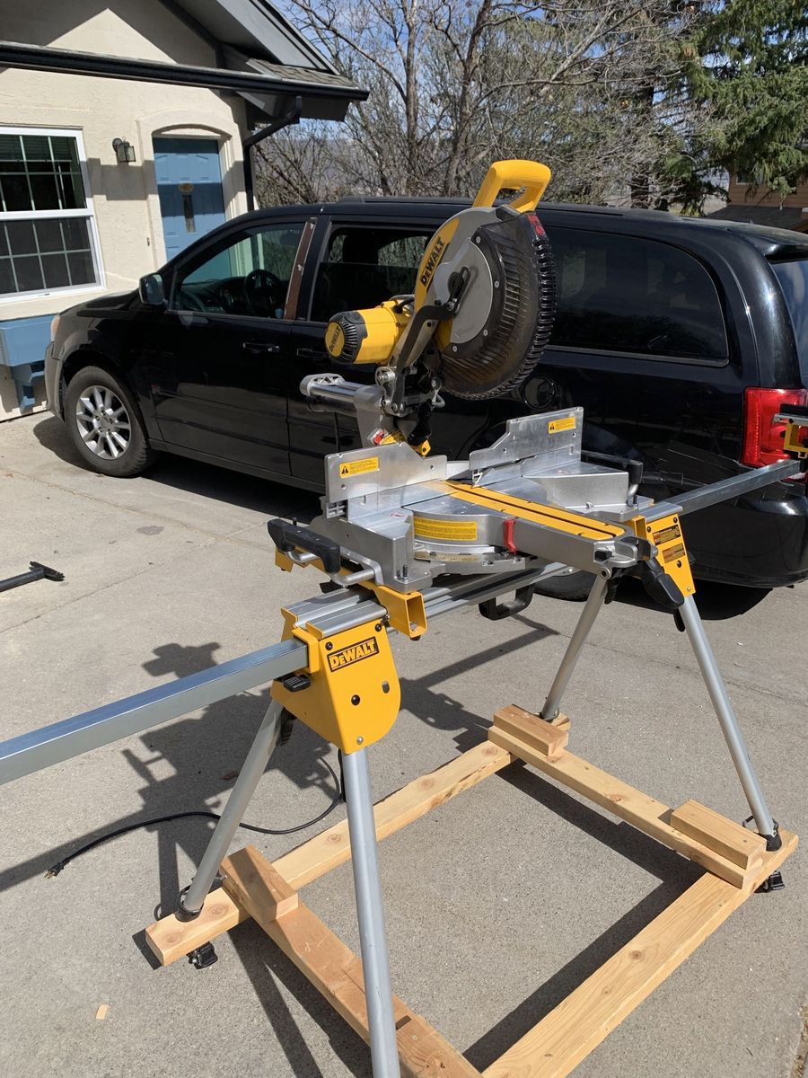 Dewalt DWS 779 Chop Saw With Stand