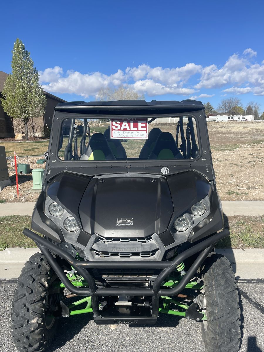 2016 Kawasaki Teryx 4 seater
