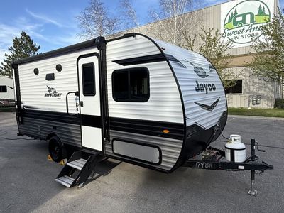 2024 Jayco Jay Flight 174BH Bunk Bunkhouse Travel Trailer with Bunks