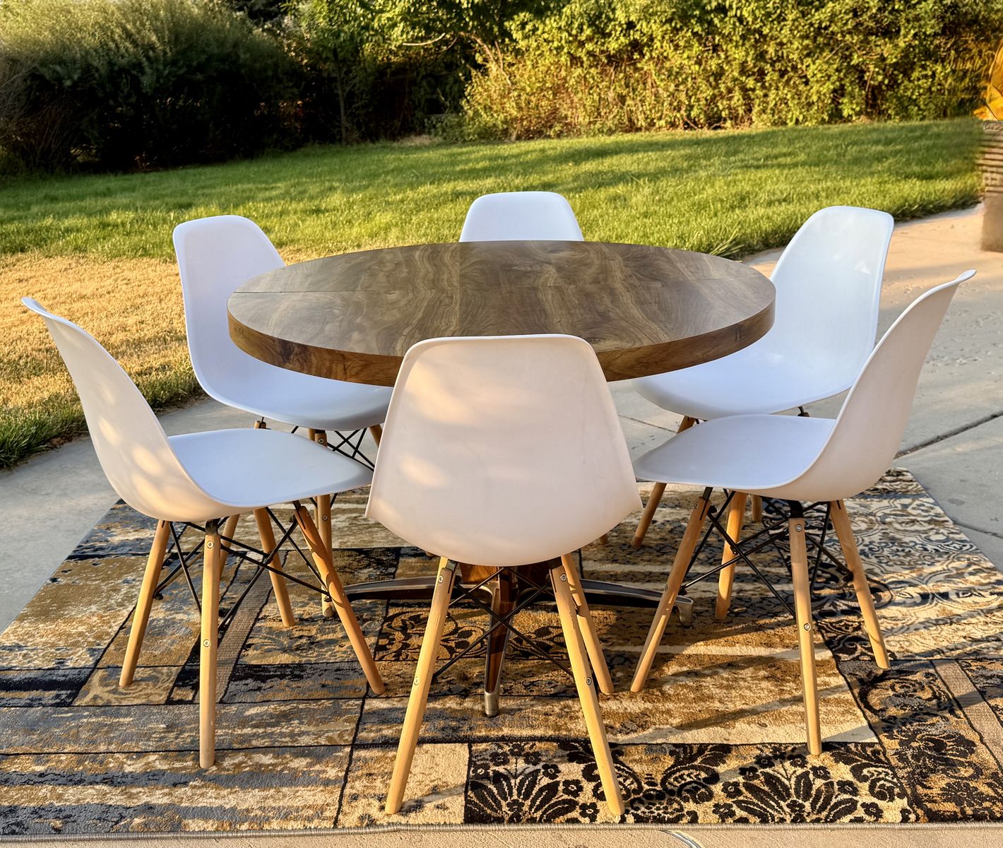 Table and chairs