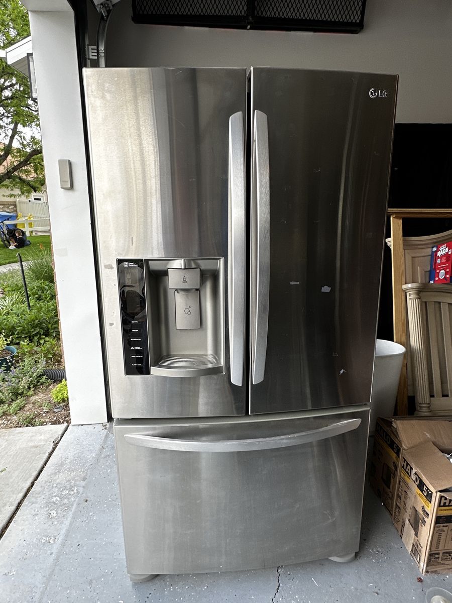 Refrigerator