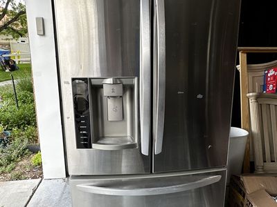 Refrigerator